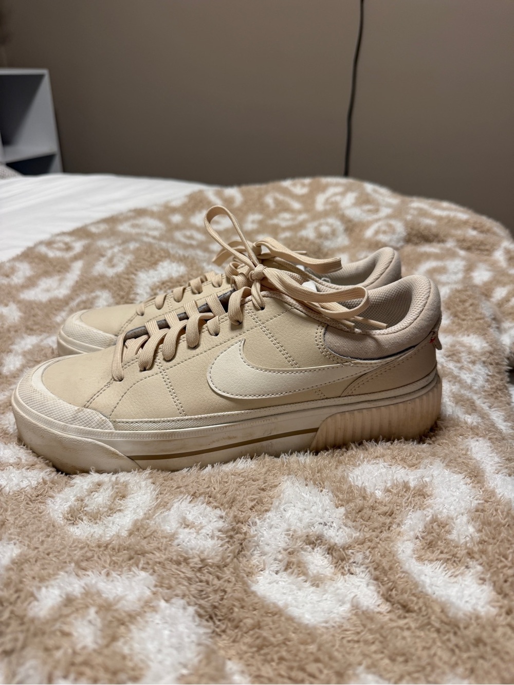 Nike light pink  Low-Top Platform Sneakers